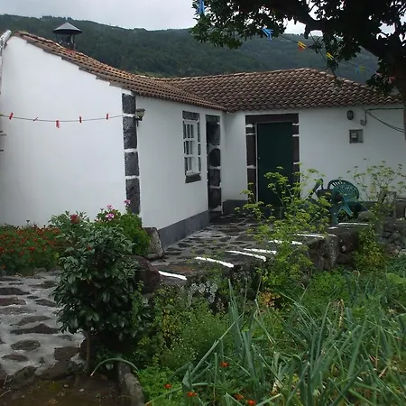 Hébergement de vacances Adega Do Batista Calheta (Azores)